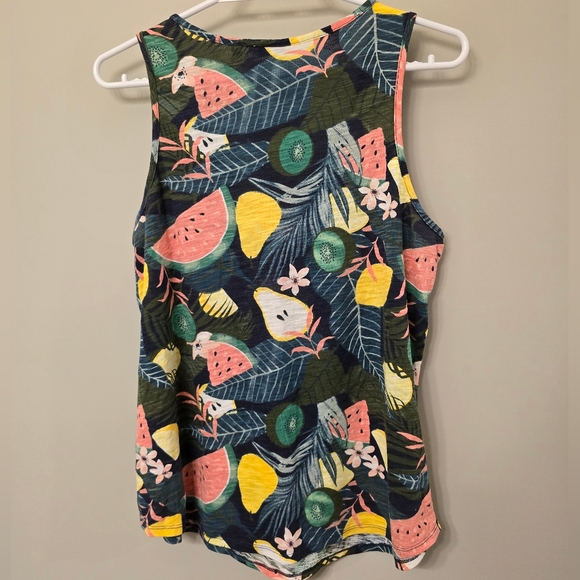 2 Reitmans tank tops | SZ Medium | Sleeveless shirts - Picture 2 of 4